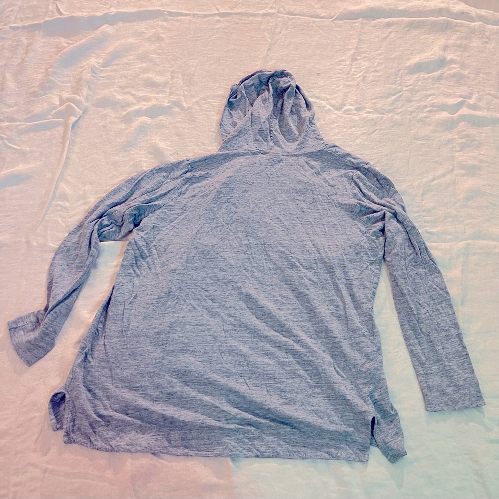 TAHRI Blue Hooded Sweater, 100% linen, T-shirt Feel, size medium, lightweight - Picture 3 of 3